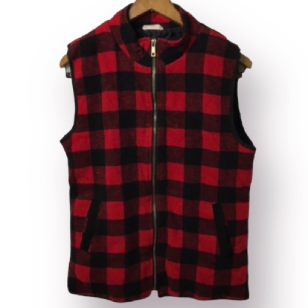 Sweet lively zip up flannel.Side pockets.